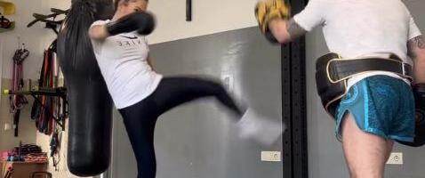 "ZOVITE POPA" Dragica Zlatić bije ko Sveti Ilija: Pevačica počela sa treninzima boksa, a ovo je jedino muči (FOTO)