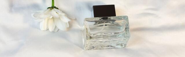Parfemi koji mirišu kao čist veš su hit: Top 5 najboljih mirisa koji daju luksuzni efekat "svežine"
