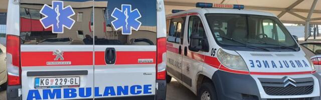 RADNIK PAO SA KROVA, NE DAJE ZNAKE ŽIVOTA! Težak incident u Kaluđerici, sve nadležne službe na terenu