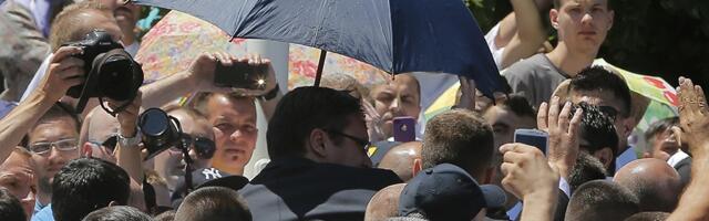 „Ubistvo više od 8.000 Bošnjaka u Srebrenici ne može se nazvati genocidom“: Šta je još Vučič juče rekao o tom masakru?