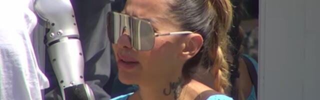 ANELI DOŽIVELA NERVNI SLOM: Skinula bubicu, pa se obratila naciji! Ovo je kap koja je prelila čašu! (VIDEO)