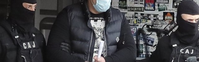LOCIRAN OPERATIVAC VELJE NEVOLJE! Srpska policija na tragu Viboru Končareviću, u njegovom štek stanu u Kotežu pronađen ARSENAL OTUŽJA!