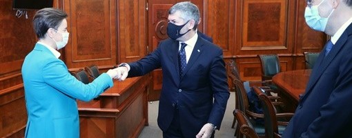 Brnabić i Skalfaroti o jačanju bilateralnih odnosa