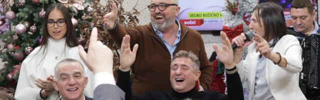 Napali su Informer zbog pevača na božićnoj proslavi - Vučko brutalno odgovorio ustaškim medijima