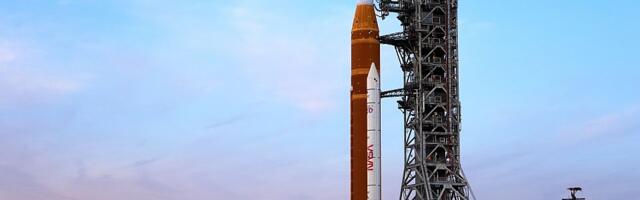 Ništa još od leta ka Mesecu: Raketa Artemis vraćena u hangar na popravke