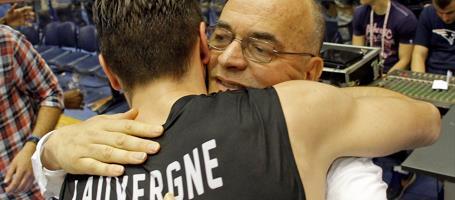 LOVERNJ NEUTEŠAN ZBOG SMRTI DUŠKA VUJOŠEVIĆA! NJEGOVE REČI ĆE VAS RASLAKATI: Žofri se emotivno oprostio od čuvenog stručnjaka: "Nisi bio samo moj trener"