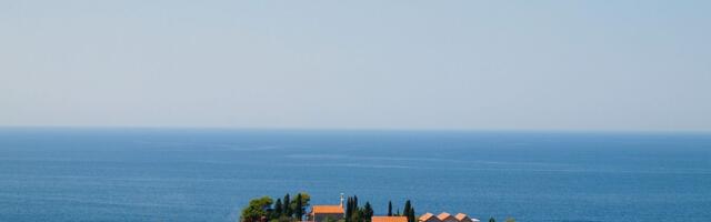 Njegova površina nije ni dva hektara, a ovo ostrvo u regionu je ugostilo mnoge slavne ličnosti iz celog sveta