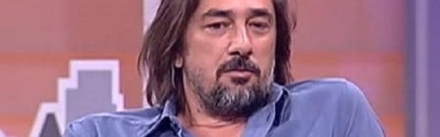 ''KAD JAGANJCI UTIHNU'' Glumac Vojin Ćetković OKAČIO OVCU O KLIN - Javnost se POMAMILA! (FOTO)