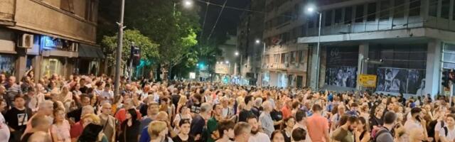 Novi protest protiv nasilja: Građani idu pred vrata Zagorke Dolovac (UŽIVO)