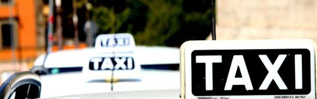 Sva taksi vozila u Beogradu od danas moraju da su bela: Vozači uglavnom biraju da ih prelepe folijom