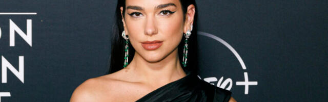 Dua Lipa u nikad kraćoj haljini (FOTO)