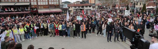 Amar je sa studentima hodao do Novog Sada, a uoči današnjeg protesta u Novom Pazaru piše za Danas