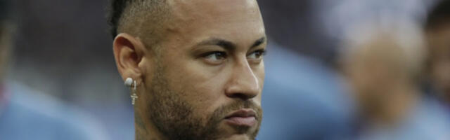 Нејмар остаје у Сантосу