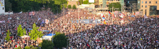 Studenti optužili kriminalce i režimske pristalice za sukobe kod Pionirskog parka: Srbija ili mafija