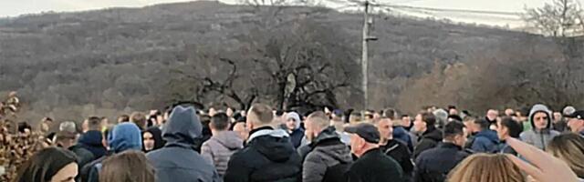 "Ako je on izdajnik, neka i oni budu izdajnici"