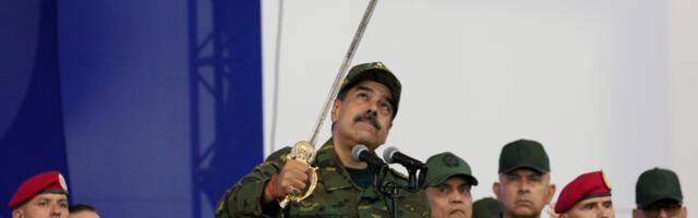MADURO SE POPEO NA BINU, PA VITLAO MAČEM! Za Amerikance je imao samo jednu poruku