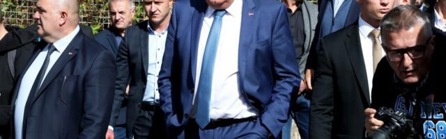 Nastavljen medijski rat Milorada Dodika i Nasera Orića