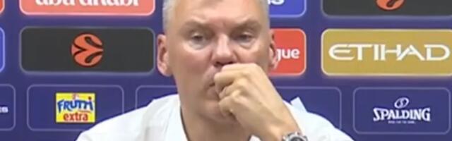 Šaras se iznervirao i odbrusio novinaru: Da li zato idete u školu?! /VIDEO/