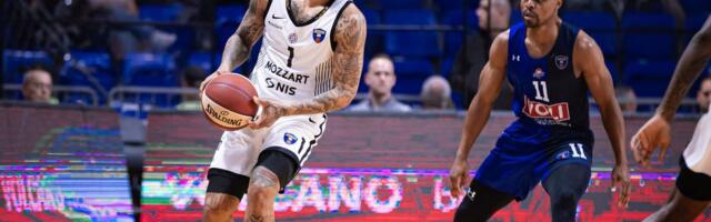 BUDUĆNOST – PARTIZAN Moraće crno-beli u nastavku mnogo bolje ako žele do pobede: Podgoričani dominiraju u Morači, Penjaroja besneo na igrače!