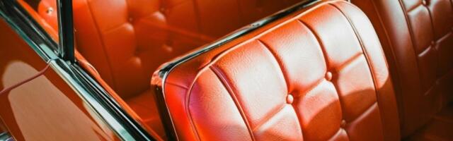 Nostalgija na točkovima: nesvakidašnji klasični automobili na ulicama Kragujevca