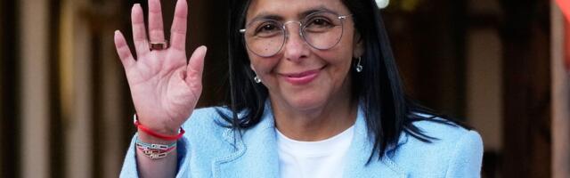 Dok je Maduro u zatvoru, ona uspešno sarađuje sa SAD: Kako je Delsi Rodrigez uspela da pridobije Trampa?