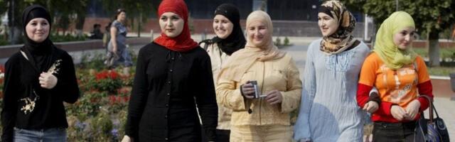 „Kontrola, a ne tradicija“: Nova ograničenja ženske mode u Čečeniji