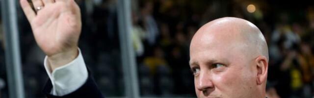 Poljubac u glavu Nikolića, ekstaza stanuje u Atini: Bilo bi neprirodno...