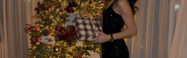 Ccc Ana, nevaljalice! Evo u kakvom je izdanju Ivanovićeva čestitala praznik! (FOTO)