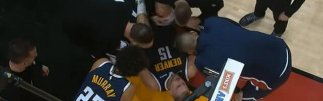 UŽASAN SNIMAK: Pogledajte kako je saigrač povredio Nikolu Jokića!