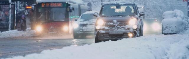 NOVE IZMENE LINIJA BEOGRADSKOG PREVOZA! Zbog snega i leda saobraćaj u prestonici PARALISAN, ovo su bitne informacije za sve Beograđane!