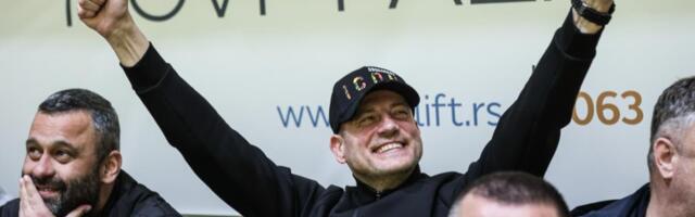 LALATOVIĆA OBOŽAVAJU U NOVOM PAZARU: Bio na futsal utakmici, tamo mu skandirali! (VIDEO)