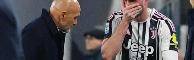 (VIDEO) Juventus kaznio Dušana Vlahovića zbog događaja na meču sa Fiorentinom
