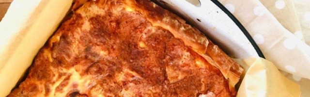 Pita sa sirom bez kora je sve što vam je potrebno da sa ozmehom započnete dan