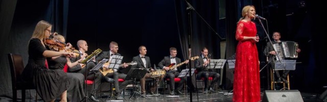 Koncert Abraševića „kod Fontane” povodom Svetskog dana muzike