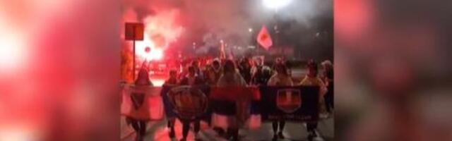 Novopazarski studenti stigli u Kraljevo, priređen im doček (FOTO, VIDEO)