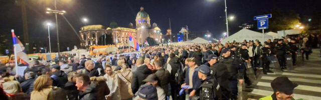 Tomas Braj o fenomenu koji se javlja u mnogim državama: Vučić u Srbiji generator i profiter nasilja