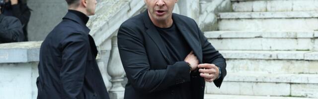 "Otac mi je bio u logoru tokom rata, brat na prvoj liniji fronta ali nikad nisam mrzeo": Enis Bešlagić otvoreno o najtežem životnom periodu