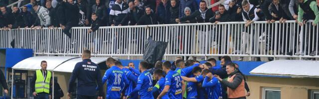 Pazarci ne odustaju od opstanka