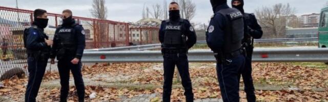 Nastavlja se teror nad Srbima na KiM! Kod Leposavića zaustavljeno i oduzeto srpsko vozilo koje je prevozilo lekove