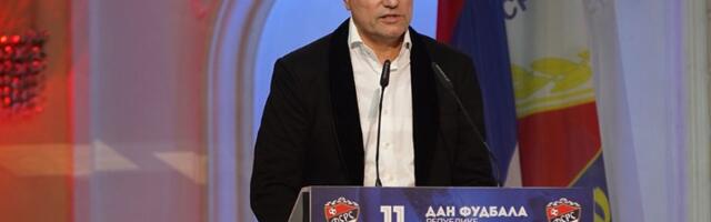 "Svaki od 3.100 klubova u Srbiji je u rukama politike"