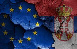 NEOTVARANJEM KLASTERA 3 SRBIJI JE POSLATA JAKO LOŠA PORUKA KOJA OBESHRABRUJE REFORME Potrebno bolje razumevanje i uvažavanje naših napora na putu ka EU!