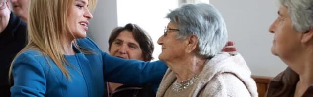 DA UZVRATIMO BAR DEO PAŽNJE I TOPLINE KOJE ONE ŠIRE U SVOM MESTU: Ministarka Stamenkovski za 8. mart poklonila damama iz Donje Kravarice izlet u Beograd