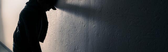 "Tretirali su me kao psa": Stravična priča radnika - na poslu doživeo pravu NOĆNU MORU