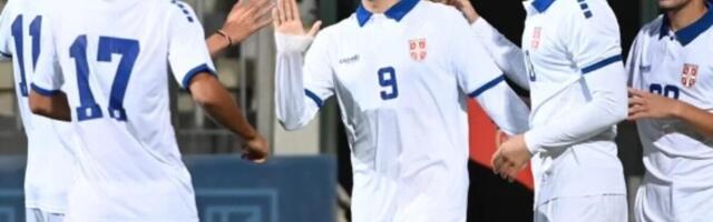 Srbija opalila dva šamara Engleskoj: Cvetković i Kostić za radost Orlića!