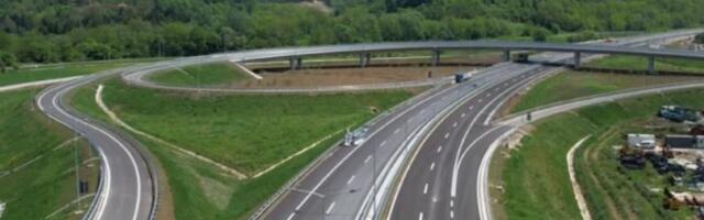 Vučić jutros u 8:30 najavio da je otvaranje auto-puta danas u 10 sati
