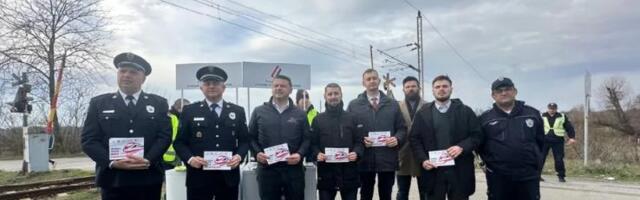 OD POČETKA GODINE NA PRUGAMA ZABELEŽENA 61 NESREĆA, POGINULO PETORO: Pokrenuta kampanja "Dobro pazi - voz nailazi" (foto)