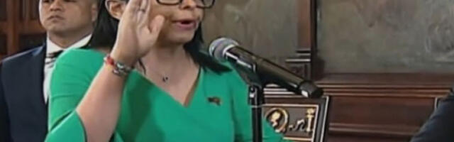 Делси Родригез положила заклетву као привремена председница Венецуеле