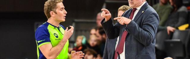 Čanak izgubio živce, ušao u sukob sa sudijama, protivničkim igračima, trenerom... Sa svima /VIDEO/