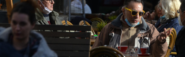 Kaze Fata Muji: "Mujo, ti si pravi magarac, samo ti fale rogovi..."