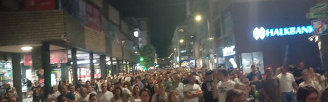 Protest u Užicu: Večeras bez blokade magistrale, već je blokirana na drugim deonicama (FOTO)